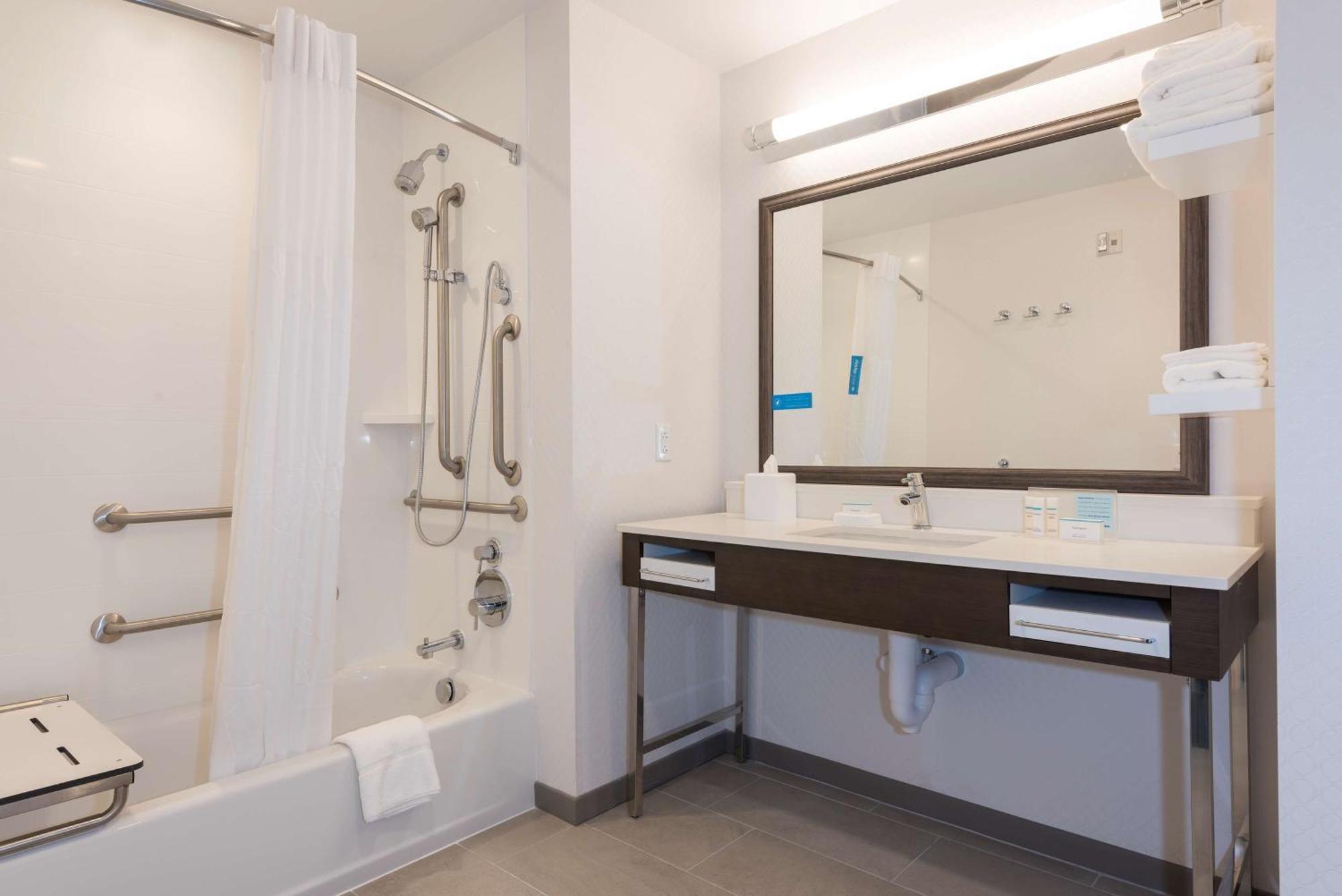 Hampton Inn & Suites Indianapolis-Keystone, In Dış mekan fotoğraf