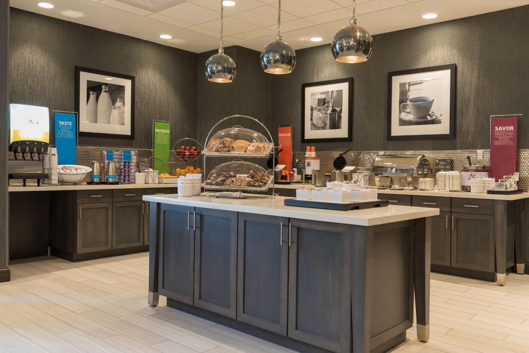 Hampton Inn & Suites Indianapolis-Keystone, In Dış mekan fotoğraf