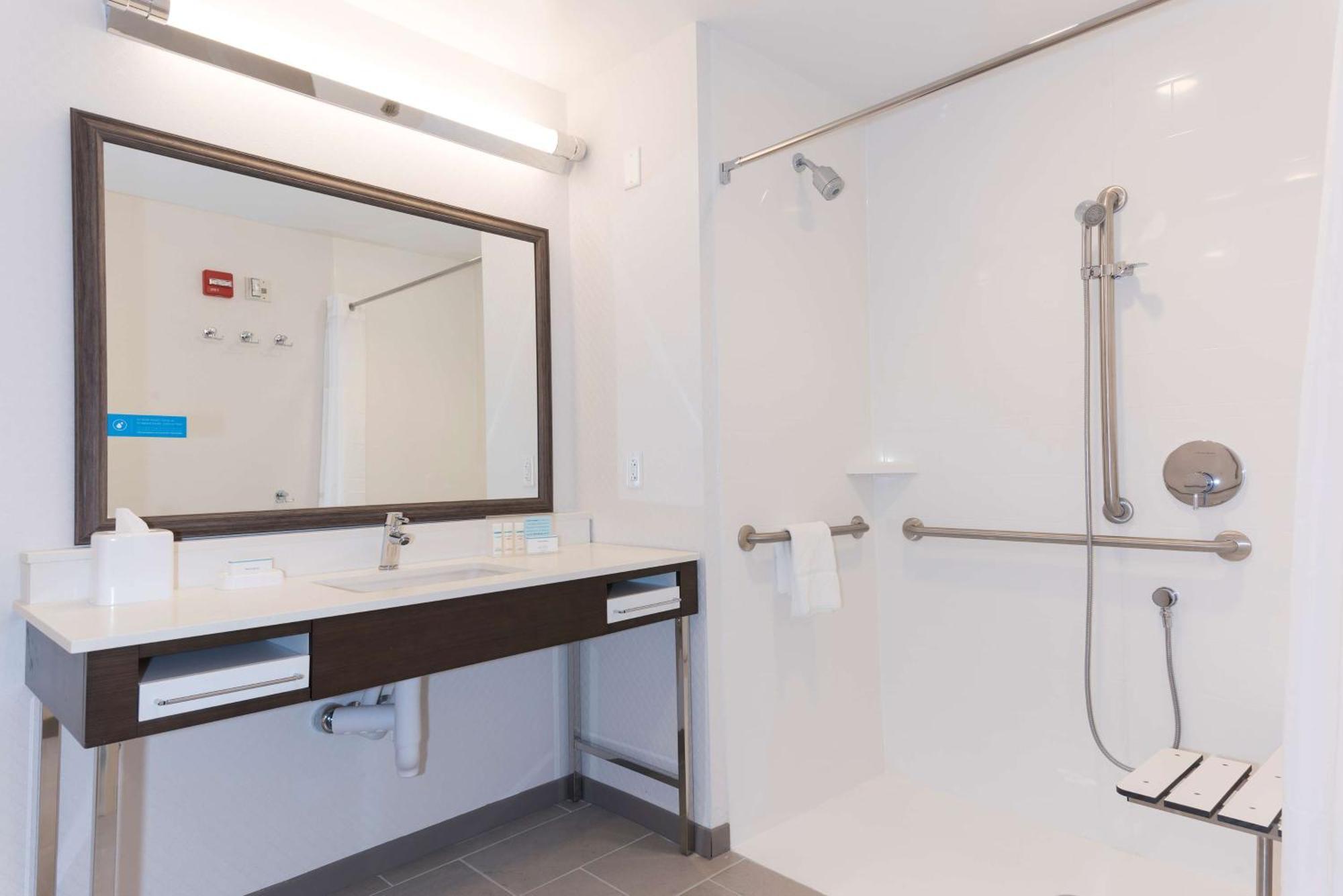 Hampton Inn & Suites Indianapolis-Keystone, In Dış mekan fotoğraf